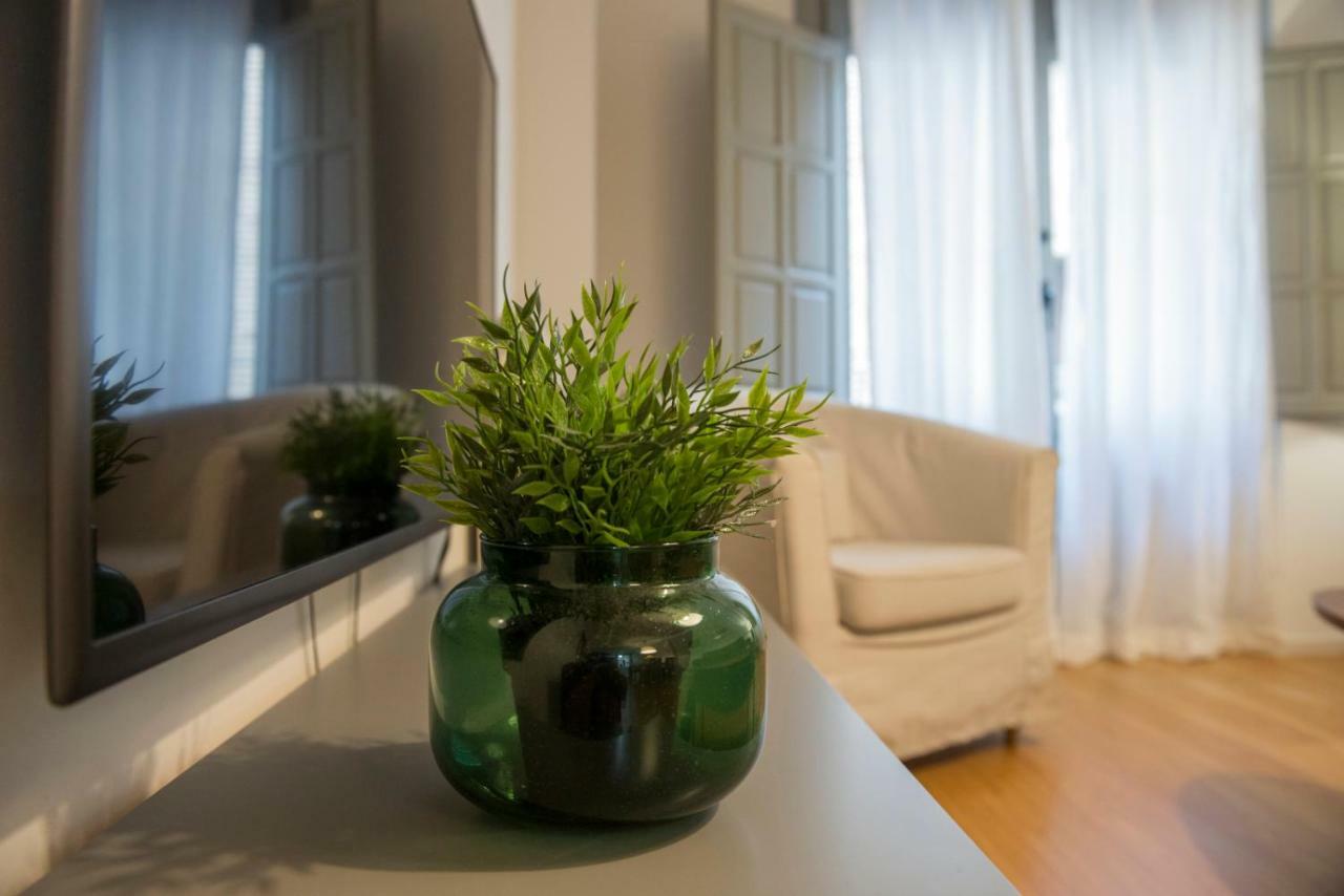 La Casa Gris Apartment ตูเดลา ภายนอก รูปภาพ